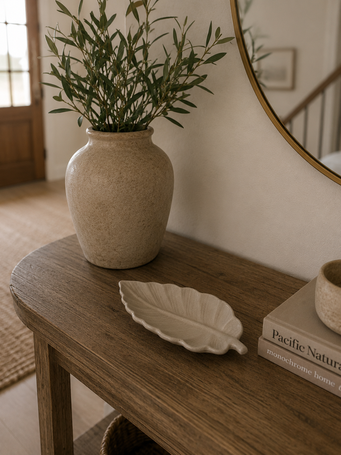Leaf Stone Tray – Handcrafted Concrete Dish