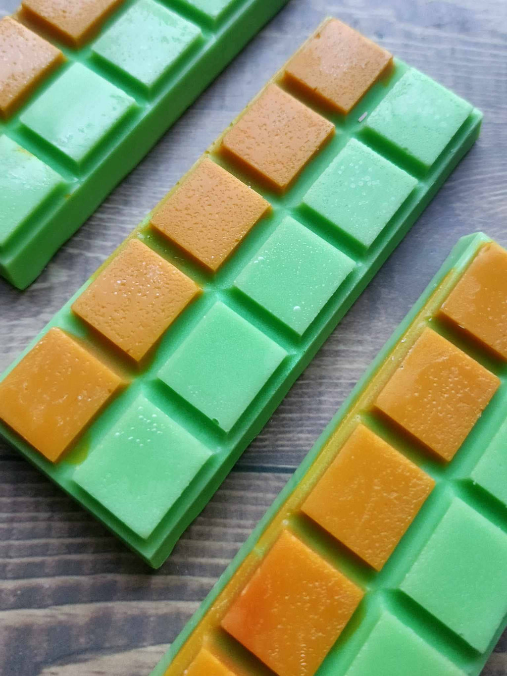 Caramel Apple soy wax melt snap bar — additional product photo.