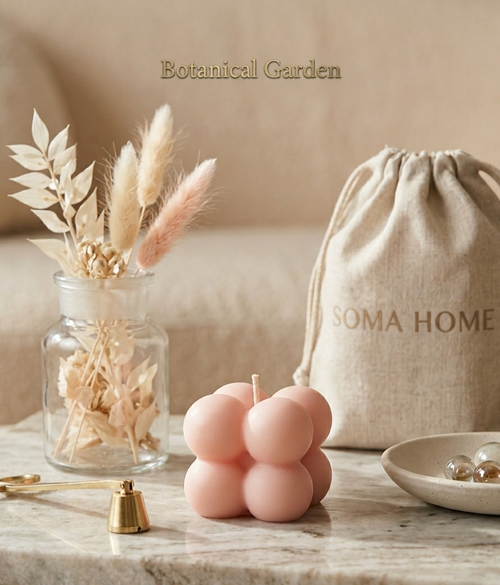 Pink bubble cue candle Botanical Garden scent 